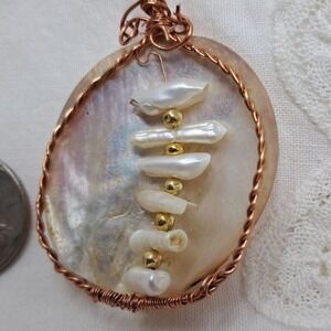 PENDANT JEWELRY‎ WIRE WRAPPED SHELL OOAK #6